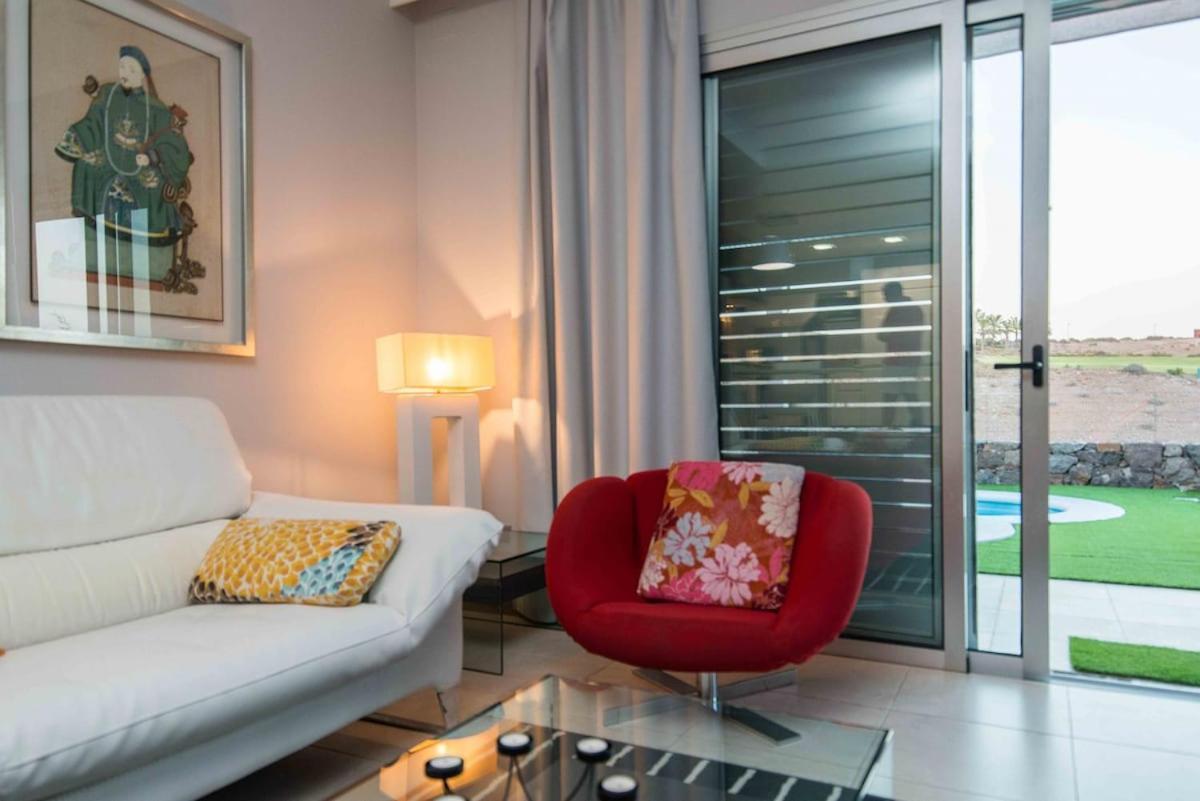 Lightbooking Piscina Privada Salobre Golf San Bartolomé Luaran gambar